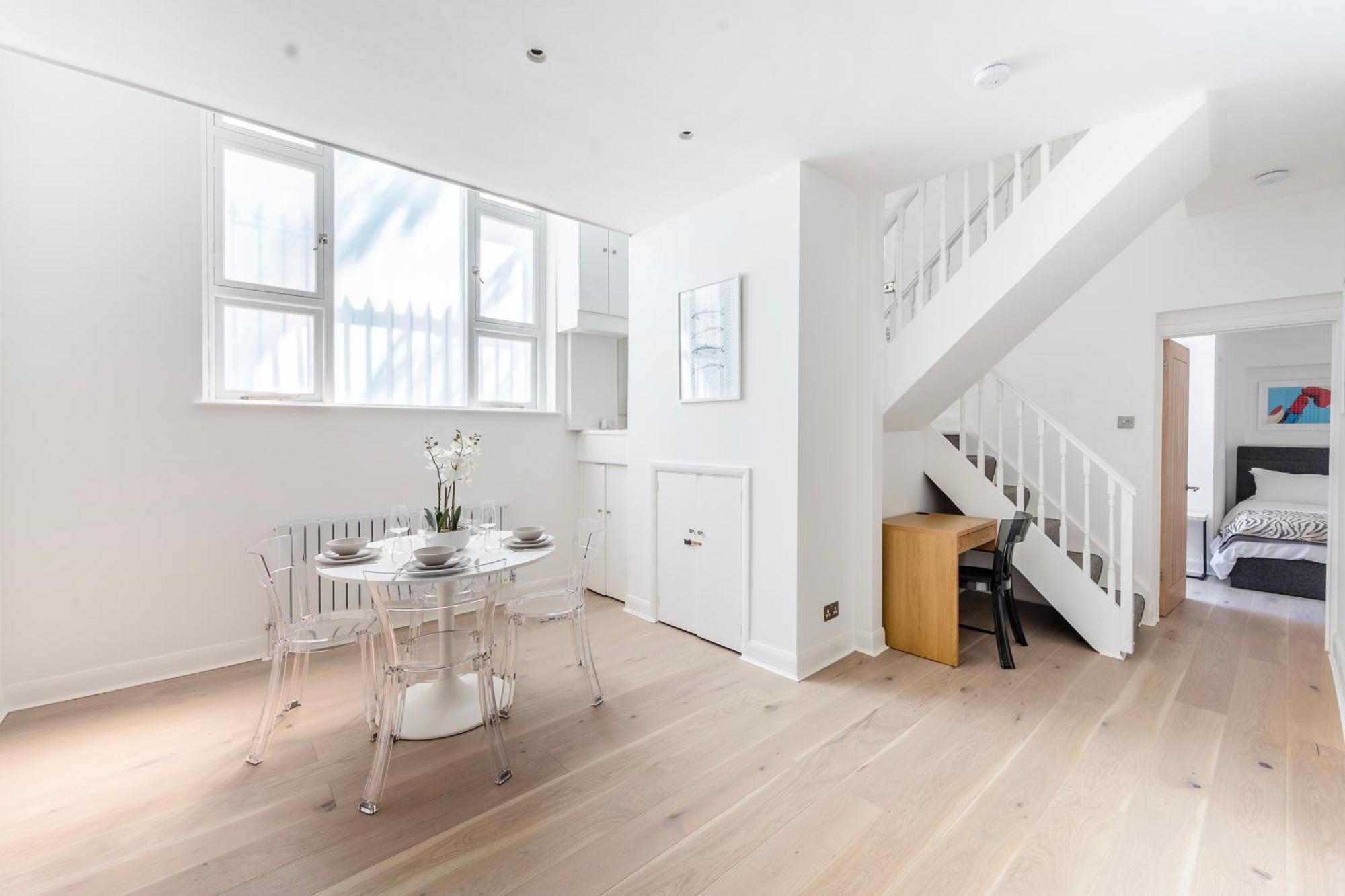 Townhouse Moments From Hyde Park & Notting Hill - Free Luggage Storage Nearby And In Unit Washing Machine & Dryer Londra